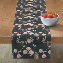 Load image into Gallery viewer, Floralista(Table Runner)
