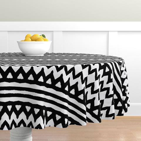 Black zebra Stripes chevron (Round Tablecloth)