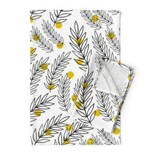 Load image into Gallery viewer, Black white leaves(Tea Towel)
