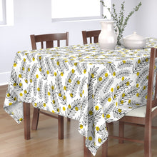 Load image into Gallery viewer, Plack white leaves(Rectangular Tablecloth）
