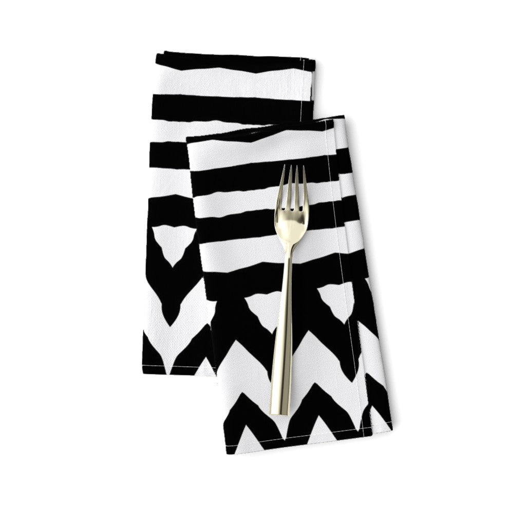 Black zebra stripes chevron(Dinner Napkins)