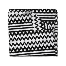 Load image into Gallery viewer, Black Zebra Stripes Chevron（Duvet Cover）
